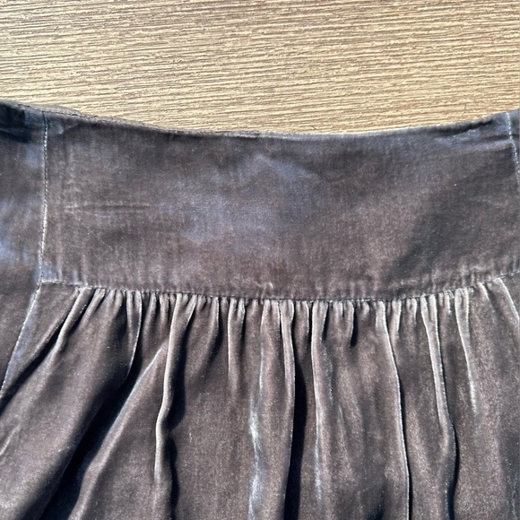 J. Crew Shimmer Grey/Silver Velvety Feel Gathered Mini Skirt Size 14 - Picture 6 of 8